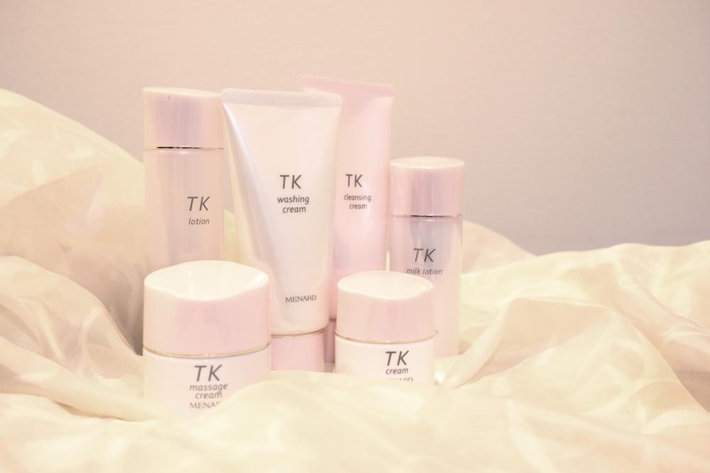 【①乾燥対策】キメ細かくなめらかな潤い肌をつくる。ワンランク上の化粧品『TKシリーズ』