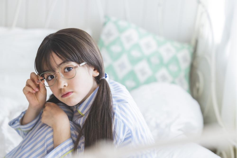 なぜ子どもはメガネを嫌がるのか?親が気づきにくい「子ども用メガネ」の3つの壁