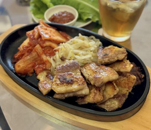 本格韓国料理！