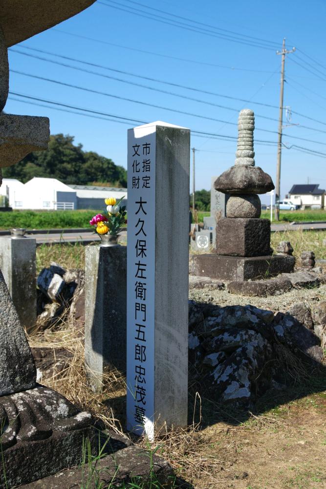 空襲も乗り越え、今もなお商いの道はつづく