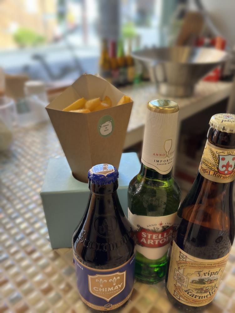 様々な味のソースで堪能できる「ベルギーフリッツ」